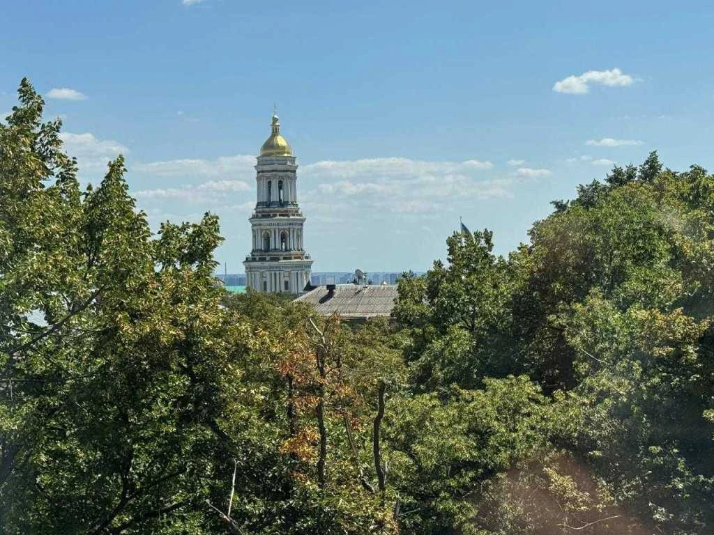 Аренда 2-комнатной квартиры 43 м², Лаврская ул., 4