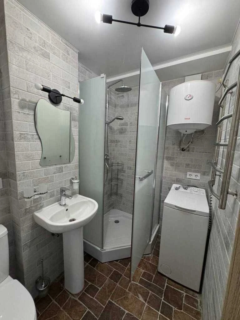 Аренда 2-комнатной квартиры 43 м², Лаврская ул., 4