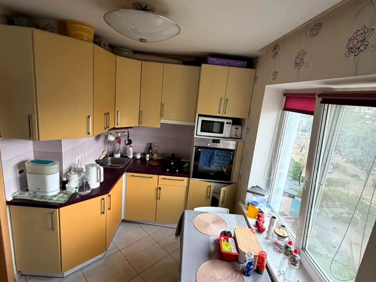 Продаж квартири 1-кімн. 36 м² 4/9 пов.