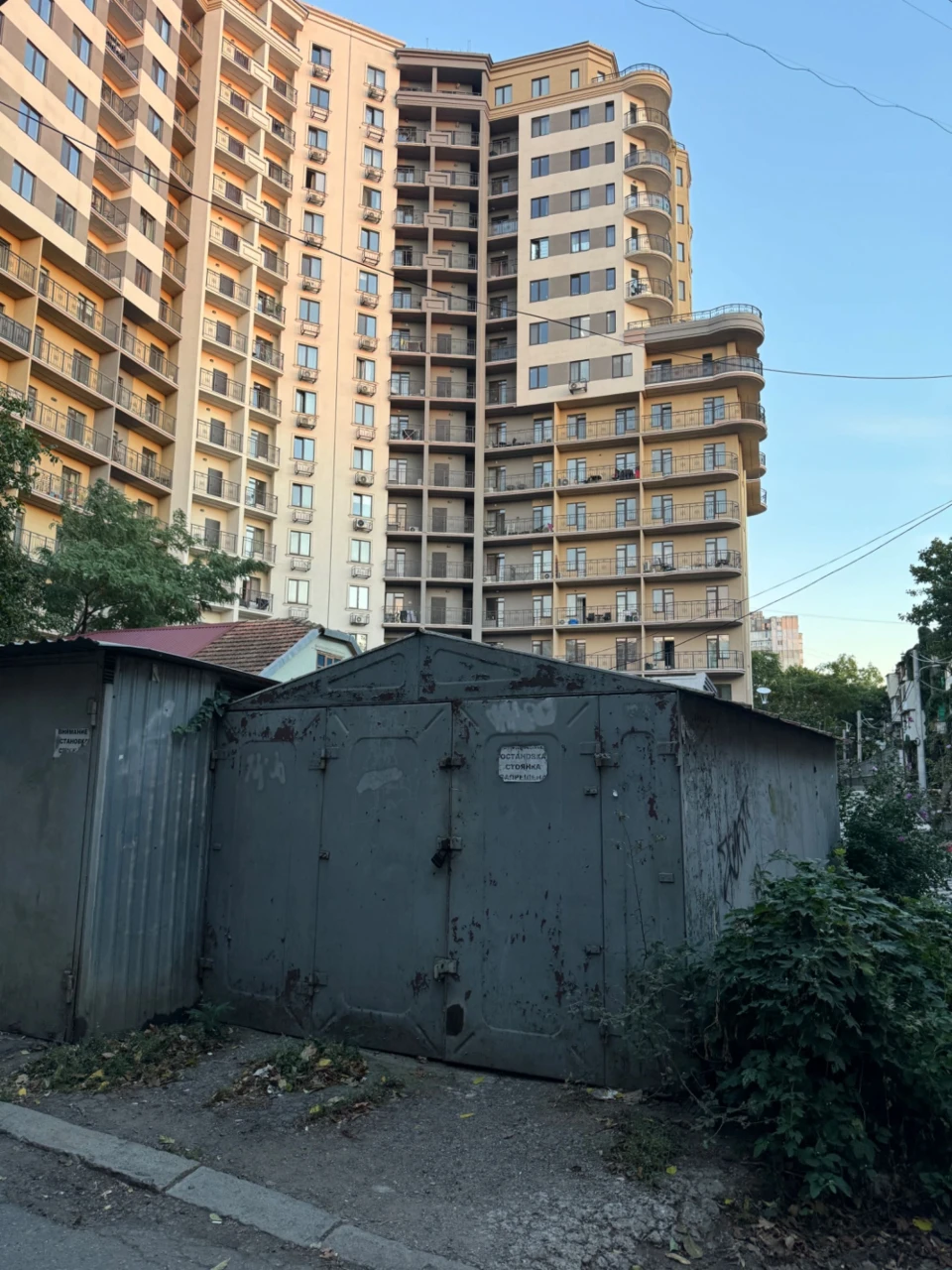 Продається гараж на 7-й станції Большого фонтану