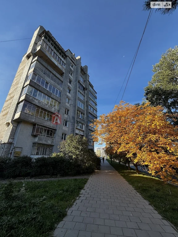 Apartment for Sale - Sykhiv