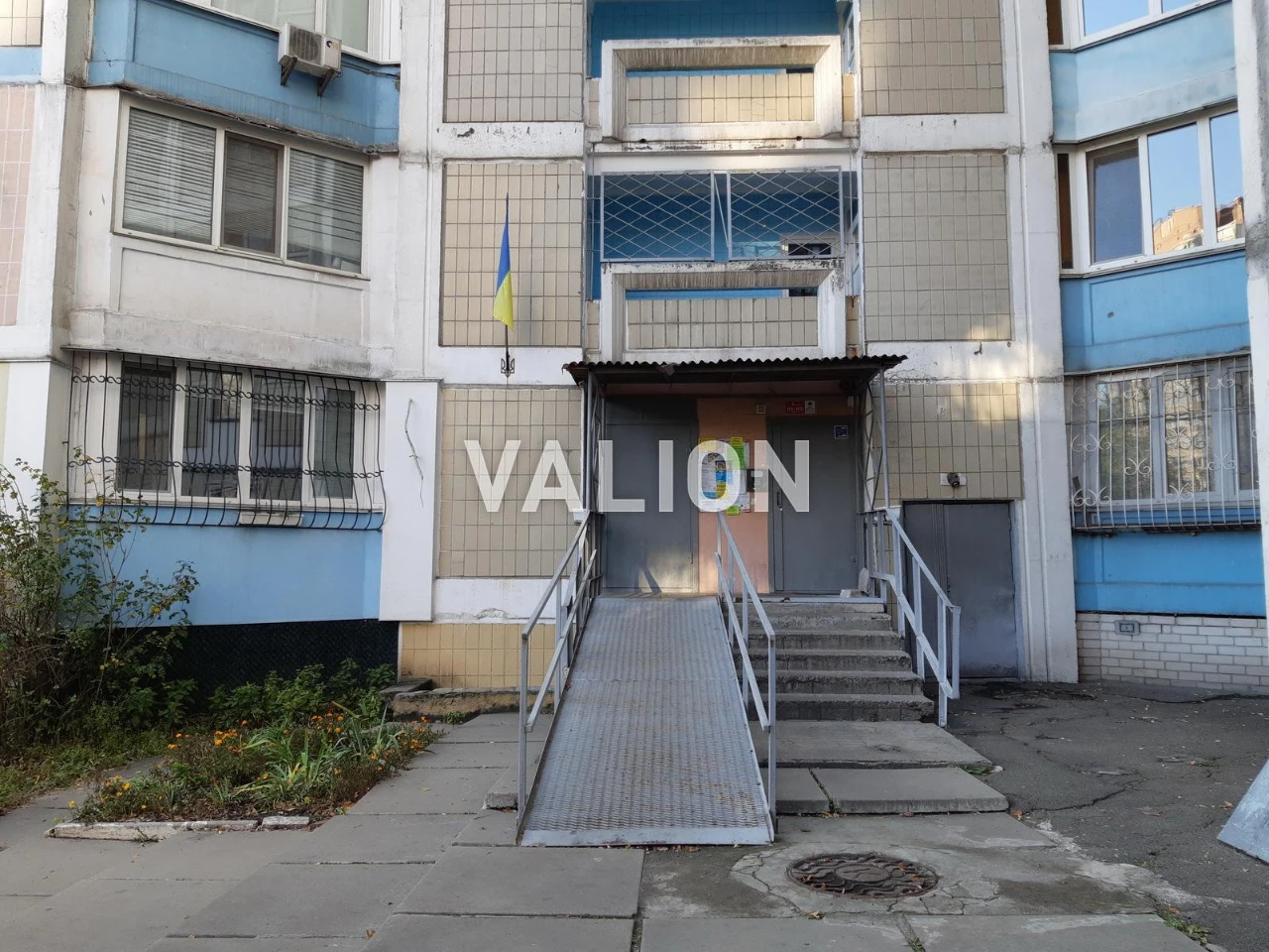 Продається 3к квартира 79 кв.м пр-т Петра Григоренка 11А