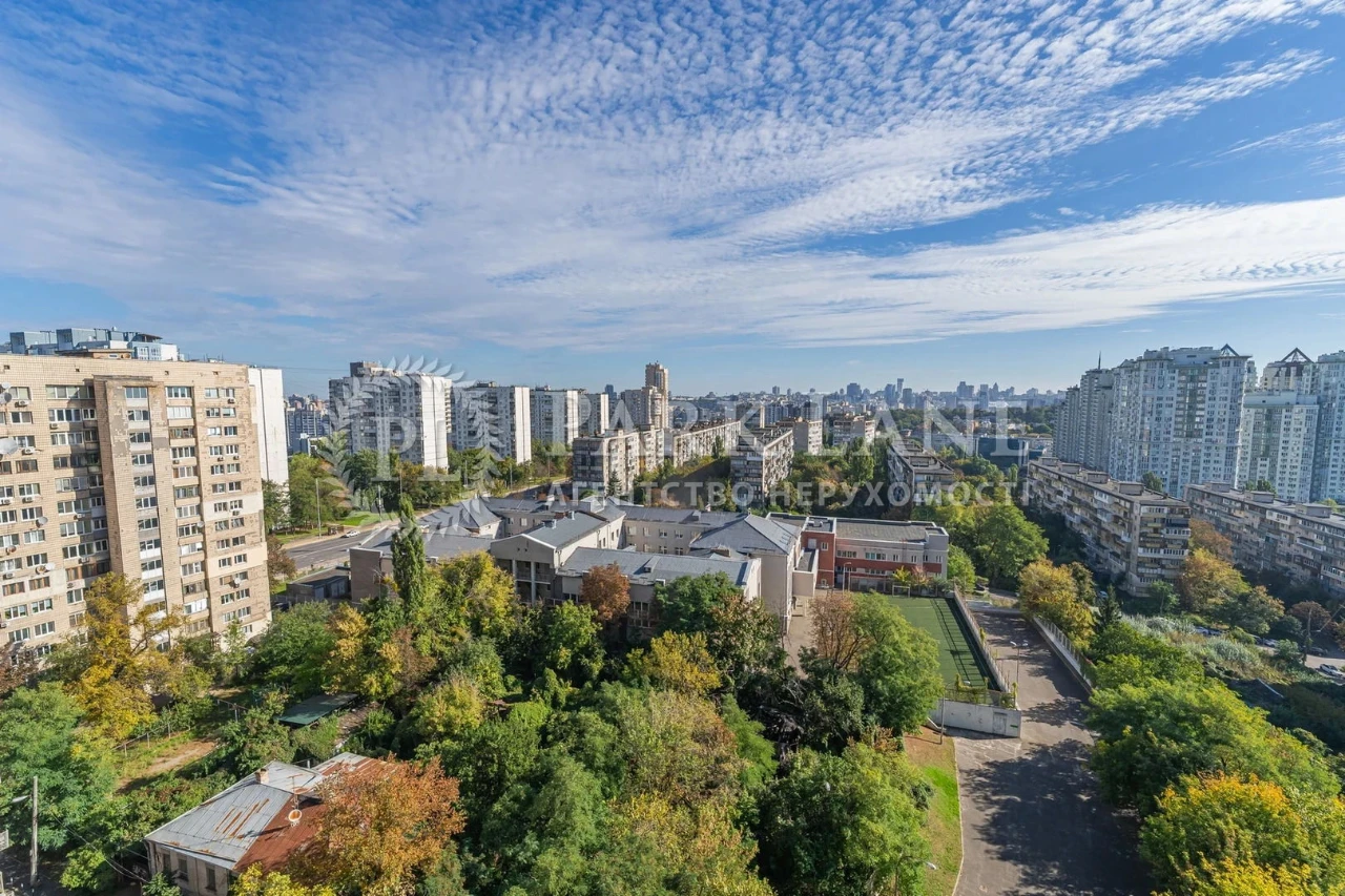 Продаж квартири вул. Липківського Василя митрополита (Урицьк