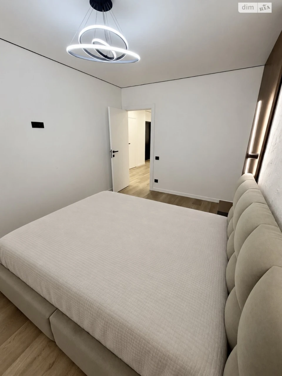 Apartment for Sale: Center