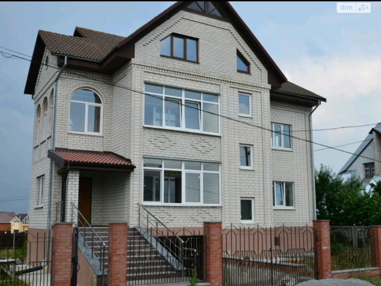 House for Sale - Krosnia