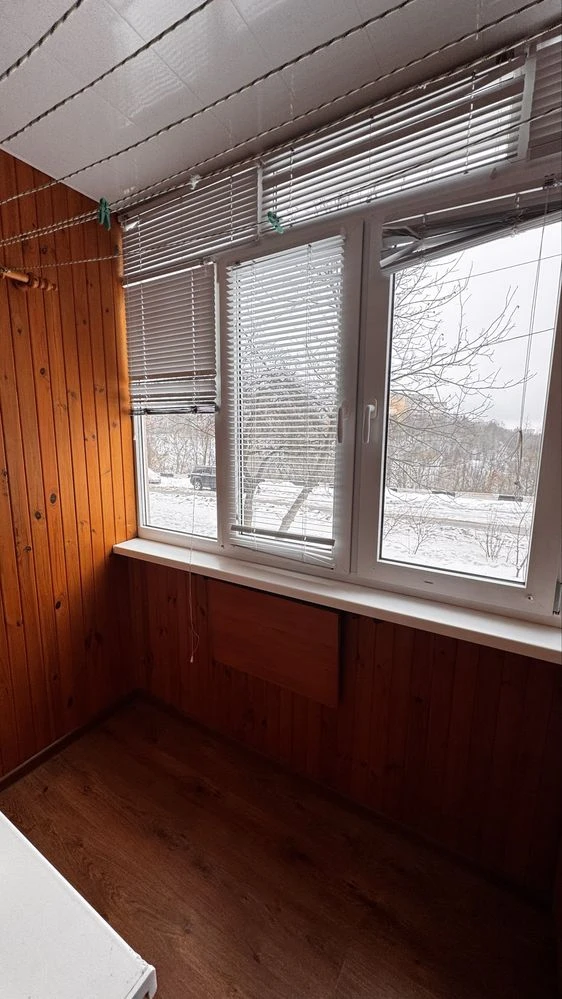 Продам 3 х кімнатну квартиру у районі Малікова з роздільними