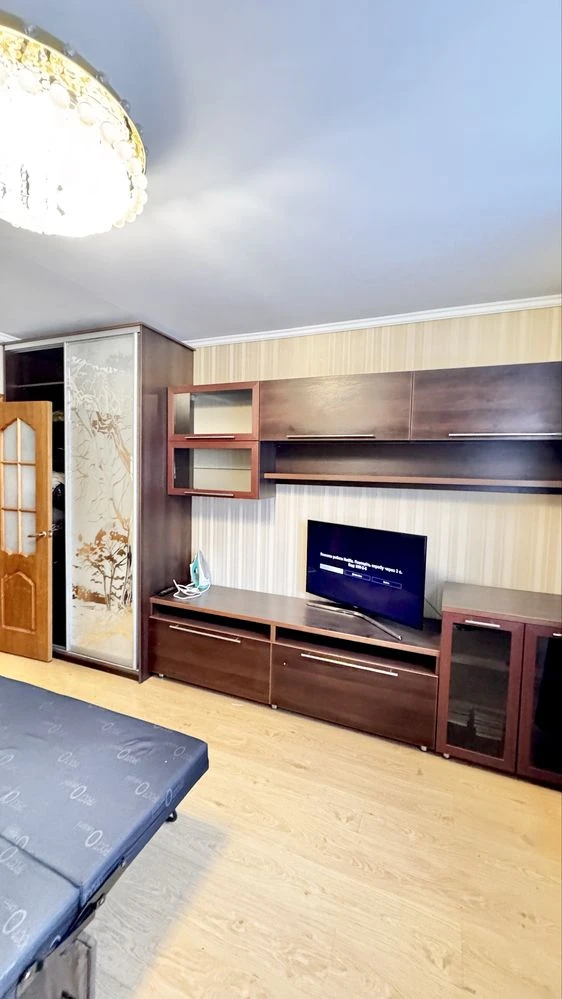 Продам 3 х кімнатну квартиру у районі Малікова з роздільними