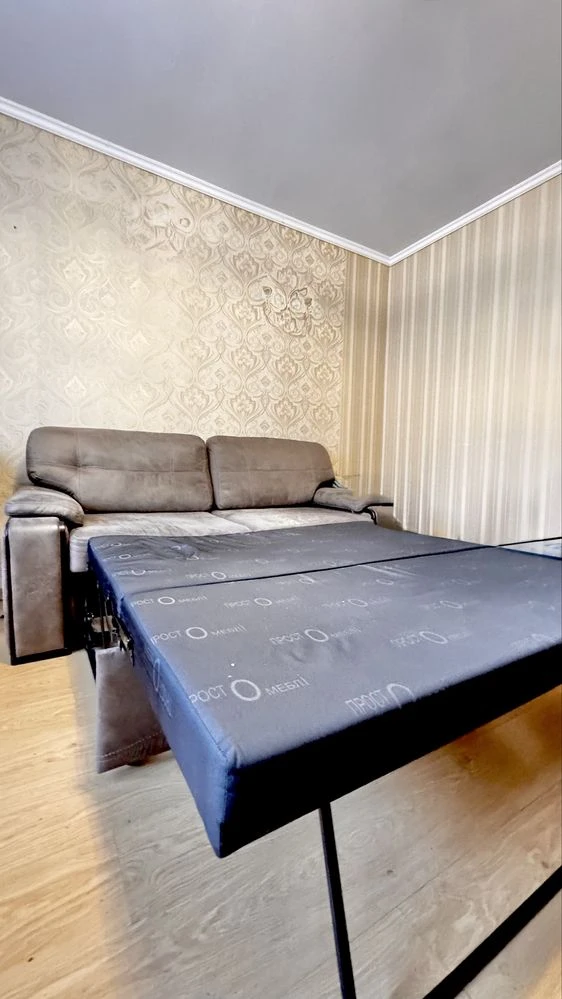 Продам 3 х кімнатну квартиру у районі Малікова з роздільними