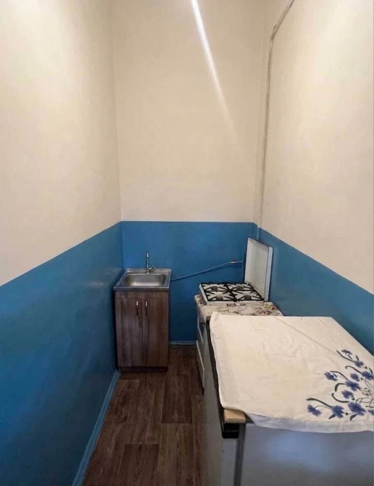 Продаж 2 кімн.  квартири в ЦЕНТРІ міста, вул. С. Русової 13