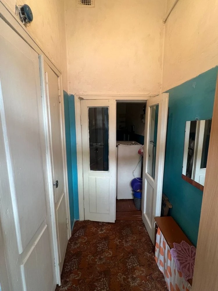 Продаж 2 кімн.  квартири в ЦЕНТРІ міста, вул. С. Русової 13