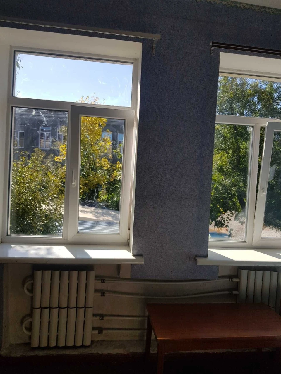 Срочно продам 1 к. гостинку м. Заводская