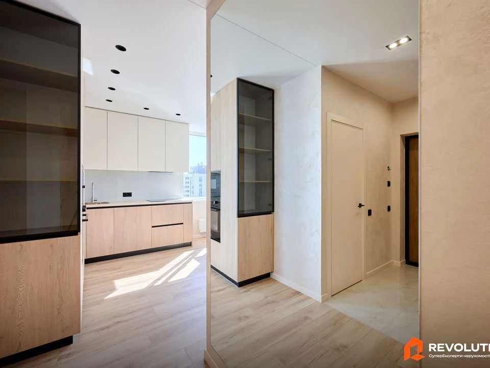 Apartment. Kyiv, Oleksandra Olesia St., (Building 10.3)