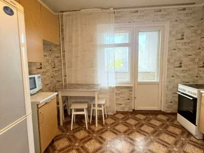 Квартира. Оноре де Бальзака, 10, Деснянський район, Київ.