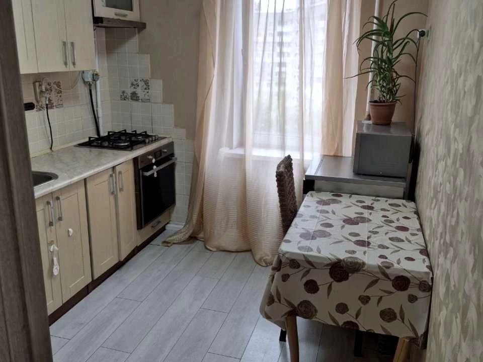 Apartment. Simiretska Street, Kyiv