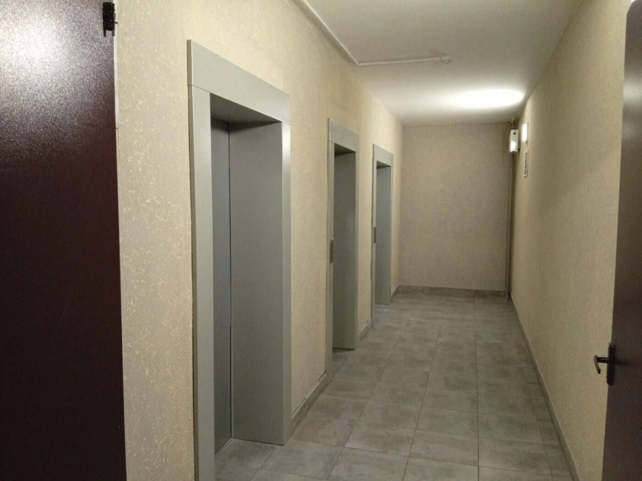 Live and thrive! Stylish studio with renovation and furniture in Kahovska ЖК