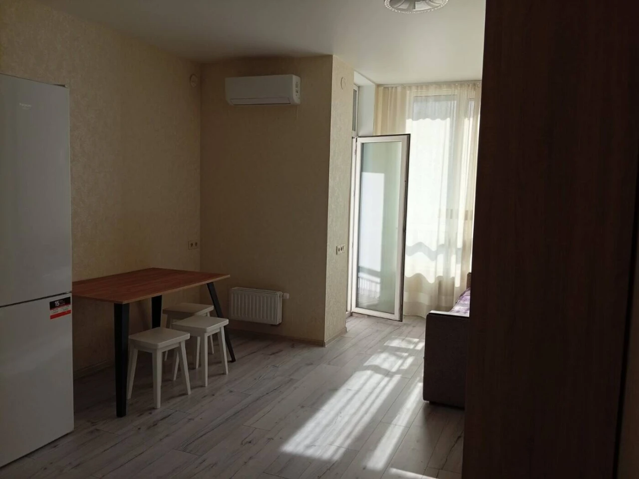 Live and thrive! Stylish studio with renovation and furniture in Kahovska ЖК