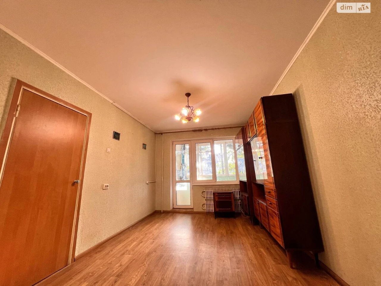 Apartment for Sale, Left Bank