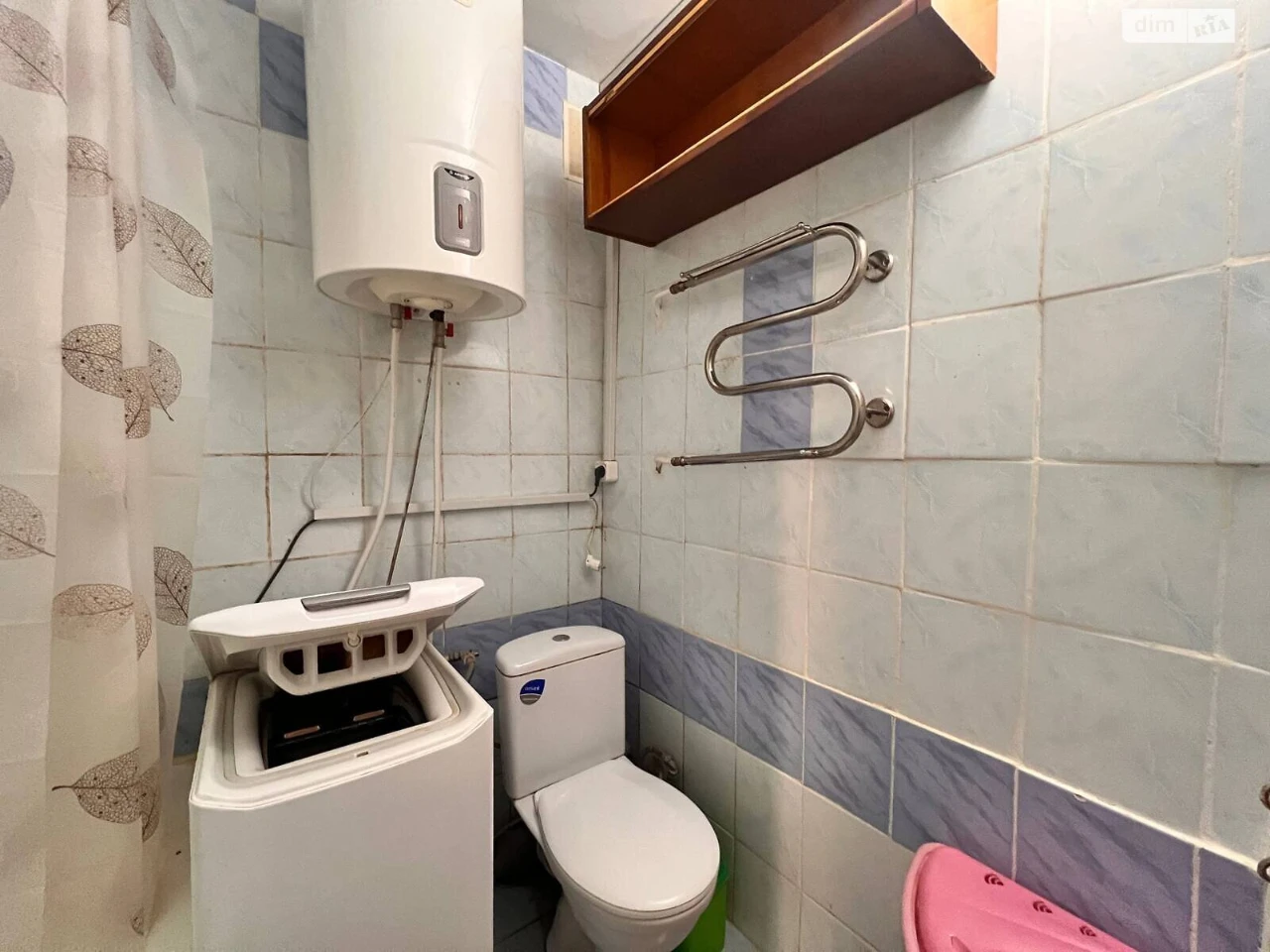 Apartment for Sale, Left Bank