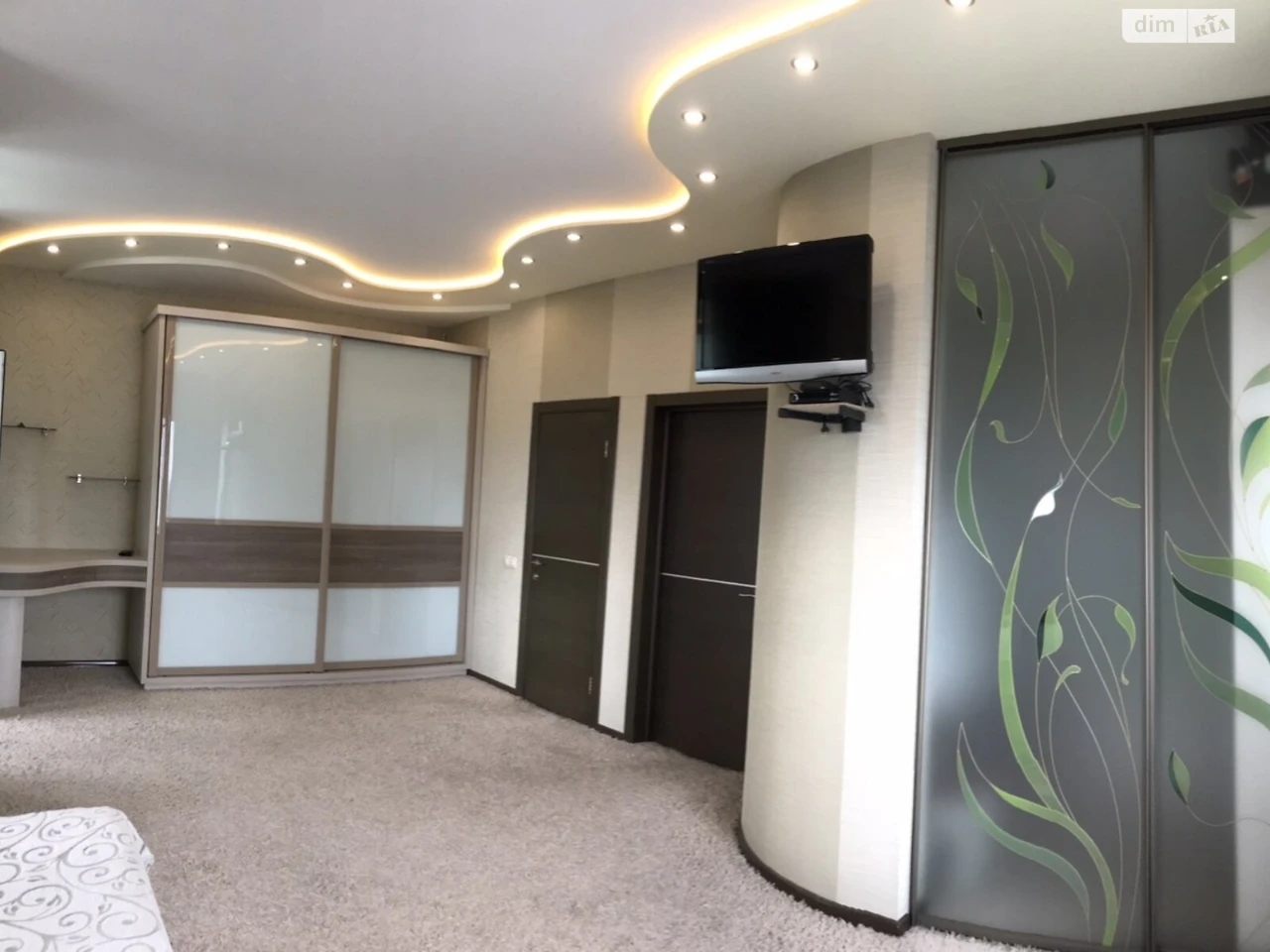 Long-Term Rental Apartment, Осокорки