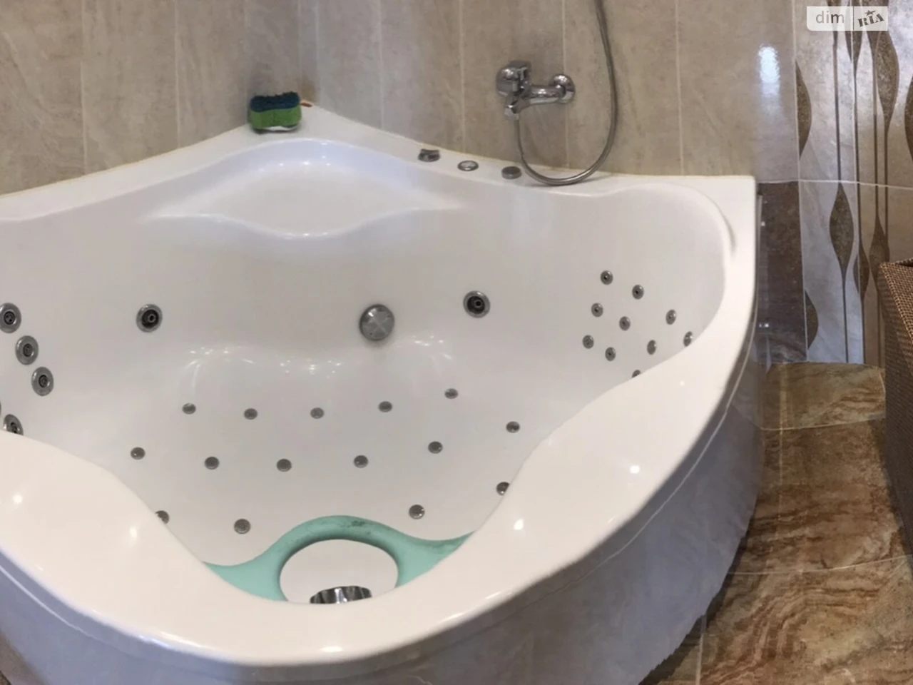 Long-Term Rental Apartment, Осокорки
