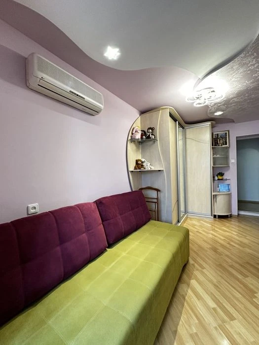 3х комн. квартира + кухня-студия 25 м² в Приморском районе О