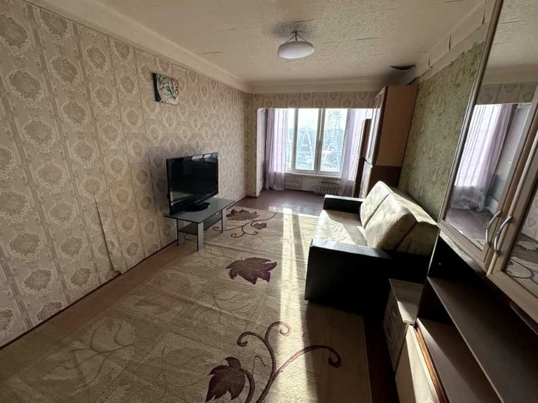 Apartment. Levka Luk'yanenko Street, Obolon, Kyiv
