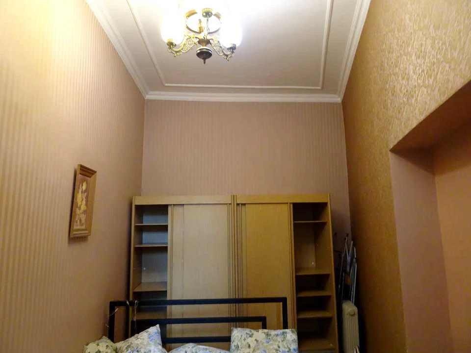 Квартира. Київ, Костянтинівська вулиця