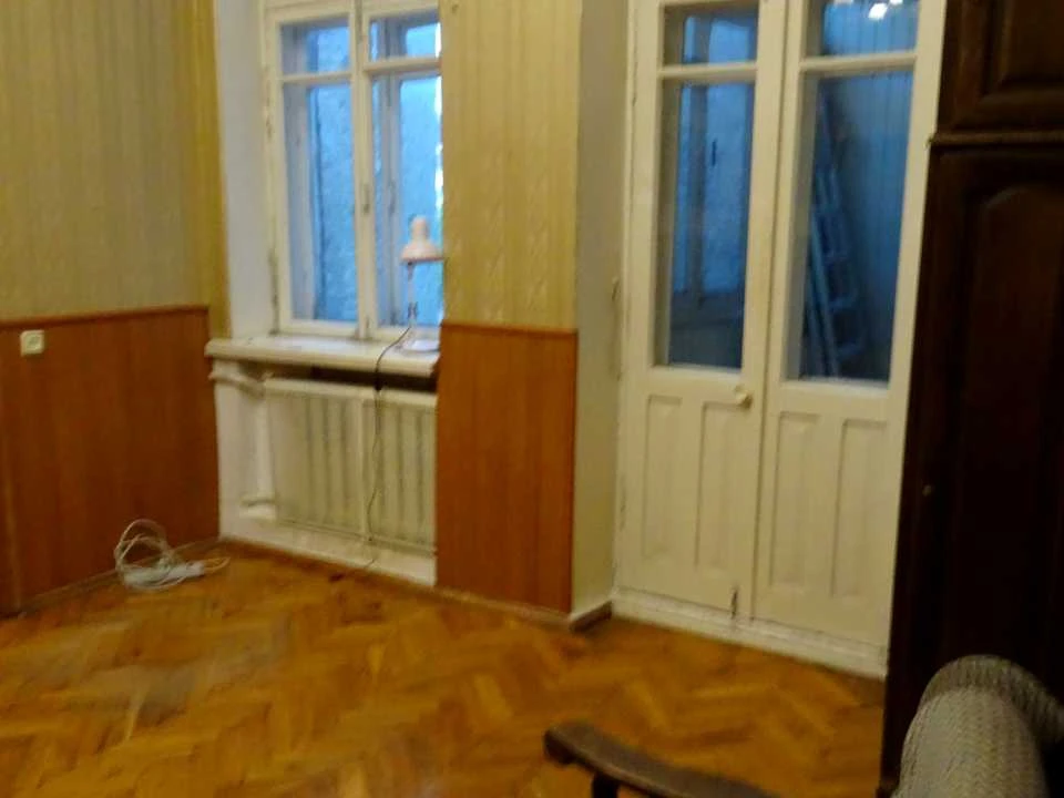 Квартира. Київ, Костянтинівська вулиця
