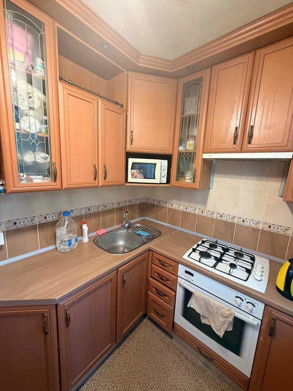 2-room apartment for sale, Salto area, near the Ukraine shopping mall