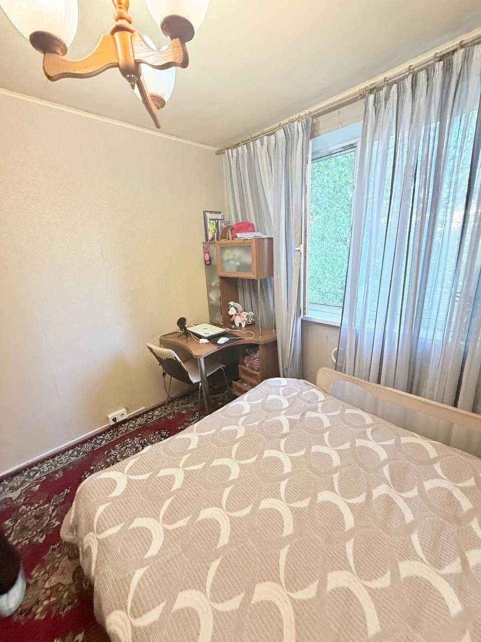 2-room apartment for sale, Salto area, near the Ukraine shopping mall