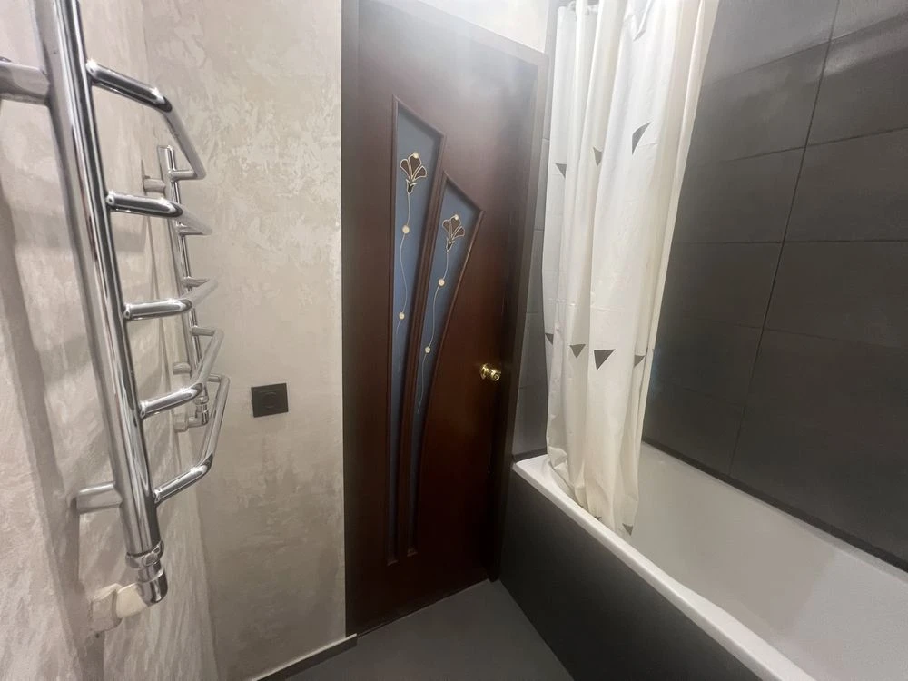 Продам однокімнатну квартиру в м. Суми, село Сад
