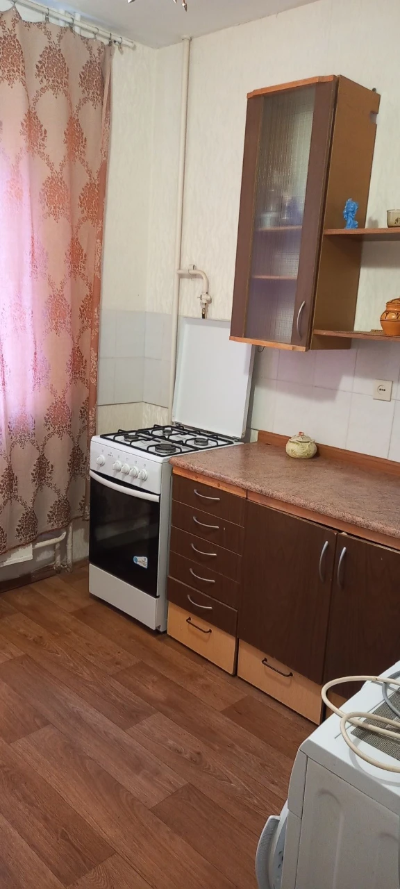 Продається квартира 1 -кімнатна 12 мікрорайон, м. Суми