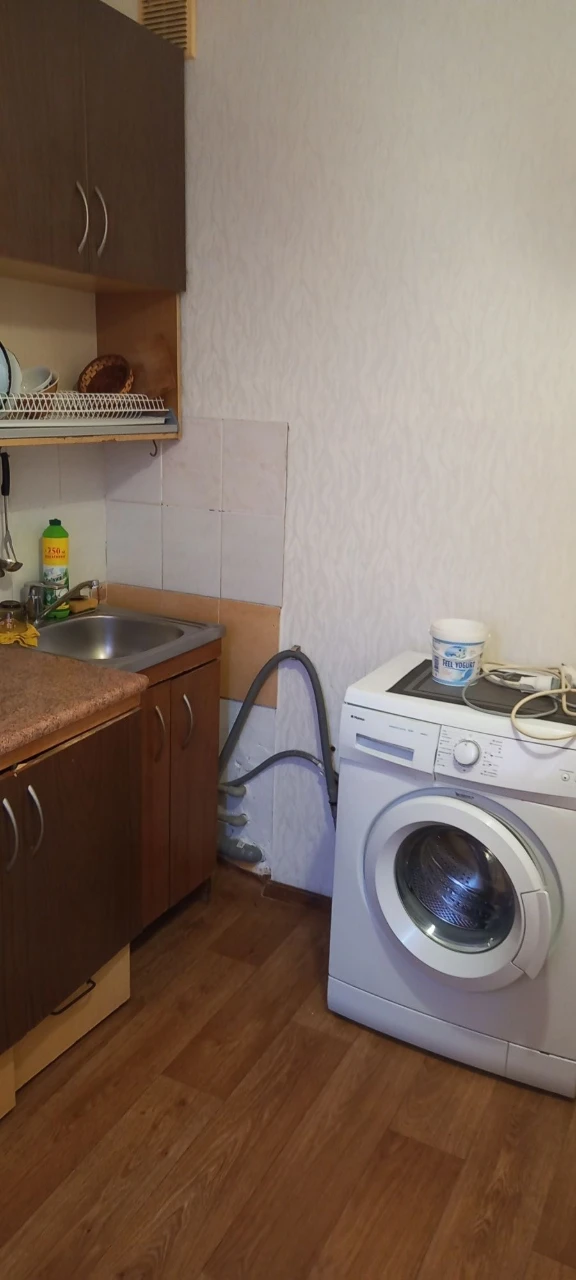 Продається квартира 1 -кімнатна 12 мікрорайон, м. Суми