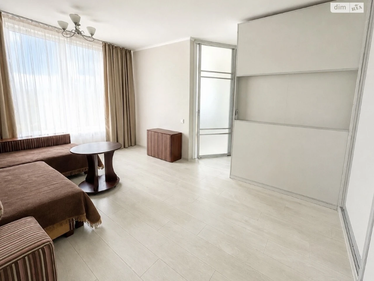 Apartment for Sale in the Village of Troyeshchyna