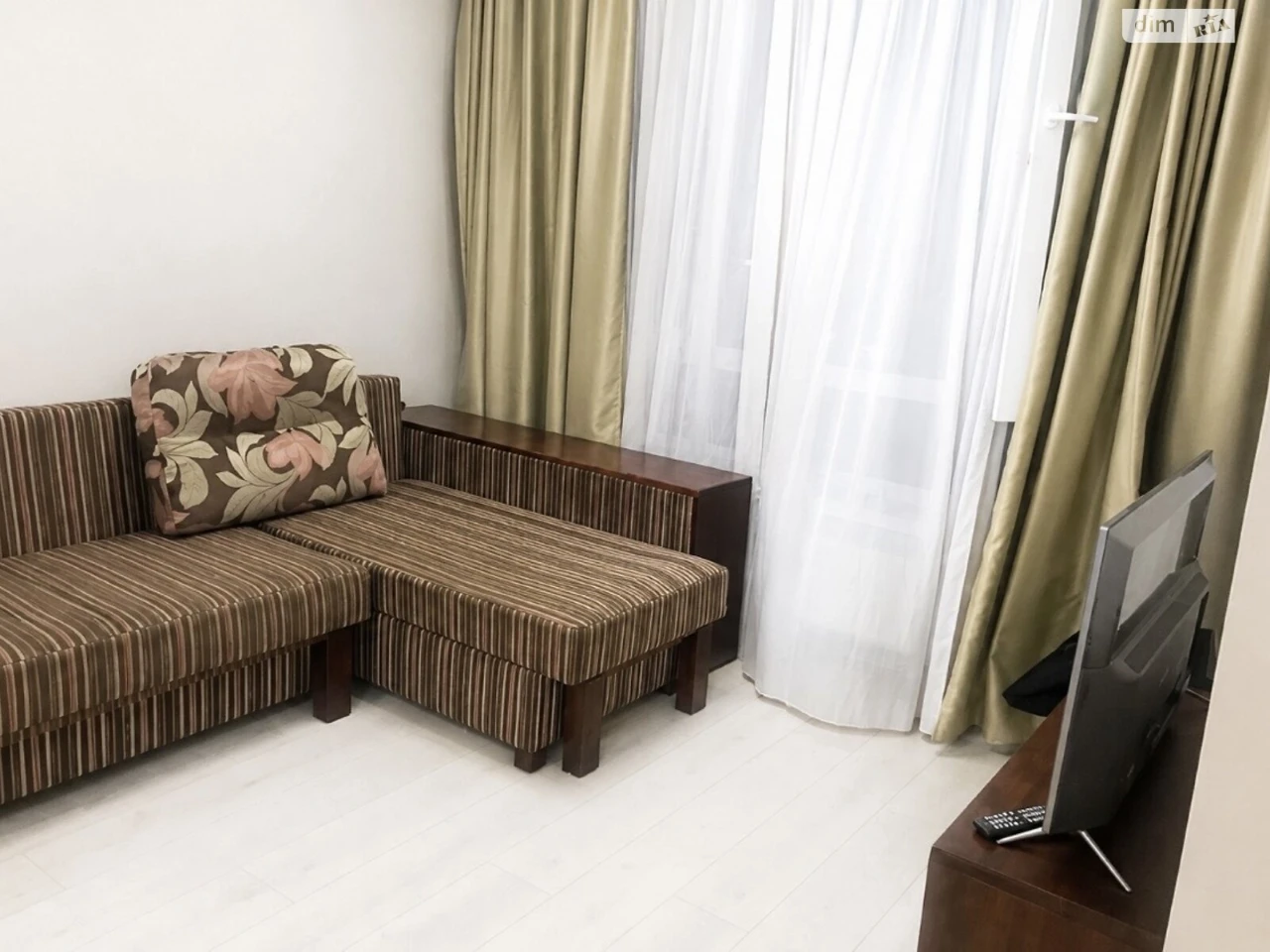 Apartment for Sale in the Village of Troyeshchyna