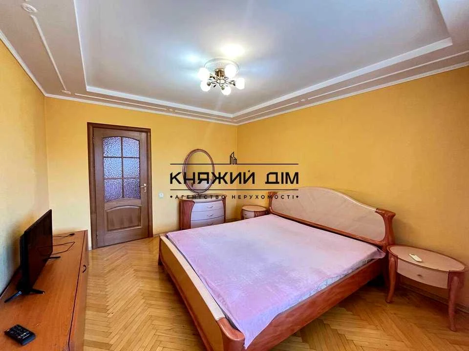 Квартира. Киев, улица Житлянская.
