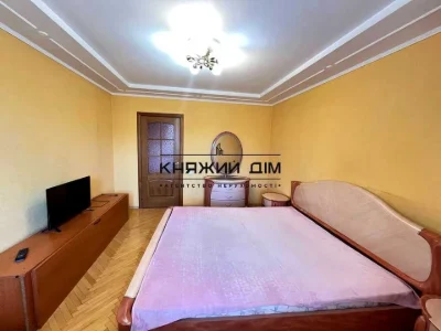 Квартира. Киев, улица Житлянская.