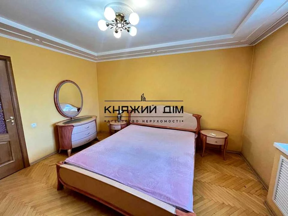 Квартира. Киев, улица Житлянская.