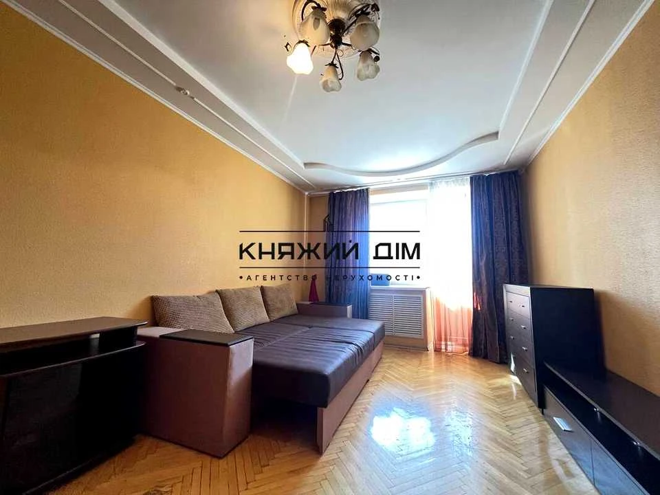Квартира. Киев, улица Житлянская.