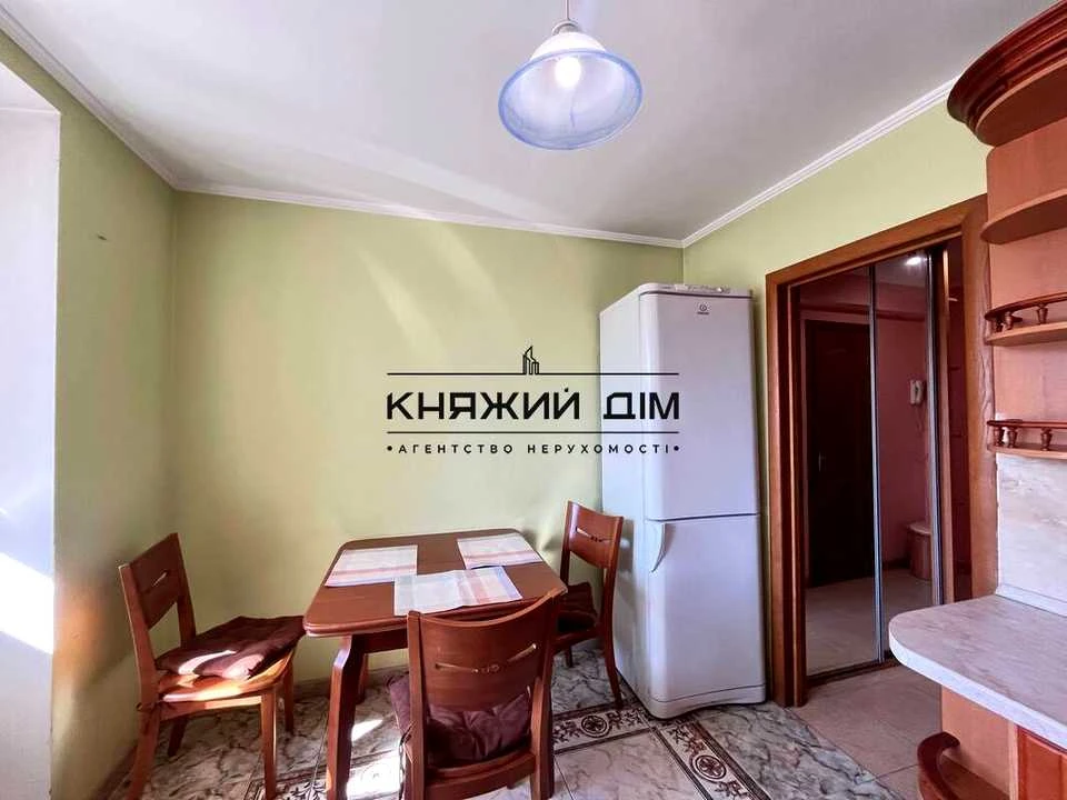 Квартира. Киев, улица Житлянская.