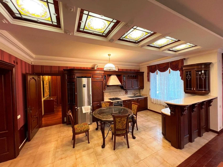 Luxury apartment in a new building on Mushak Street