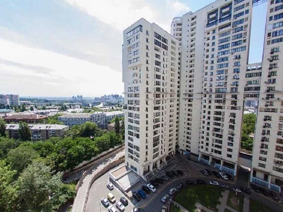 Квартира. Київ, вулиця Євгена Коновальця