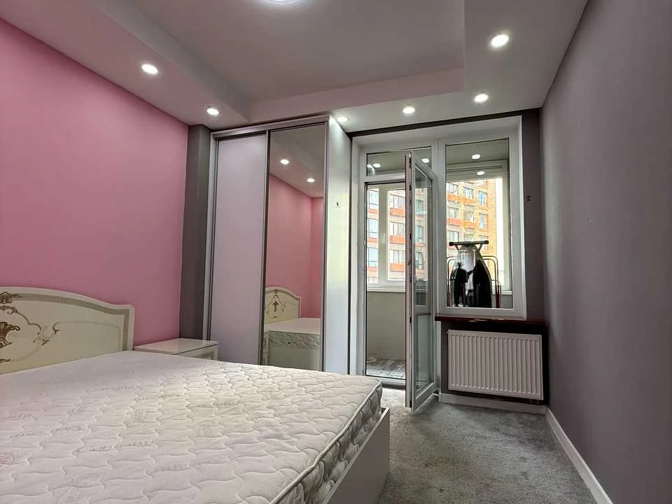 Apartment. Vatslava Havel Blvd, Kyiv