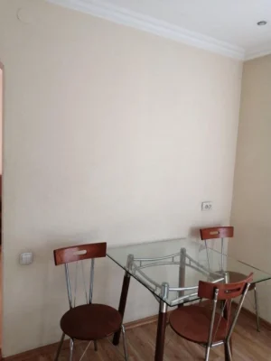 Продам 2 кімнатну квартиру у центрі міста