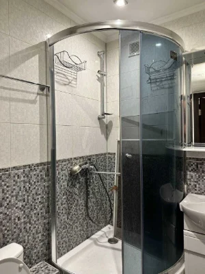 В продаже 4 х комнатная  квартира 4/16 есть газ Салтовка