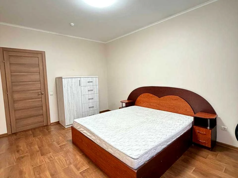 Apartment. Revutskogo st.