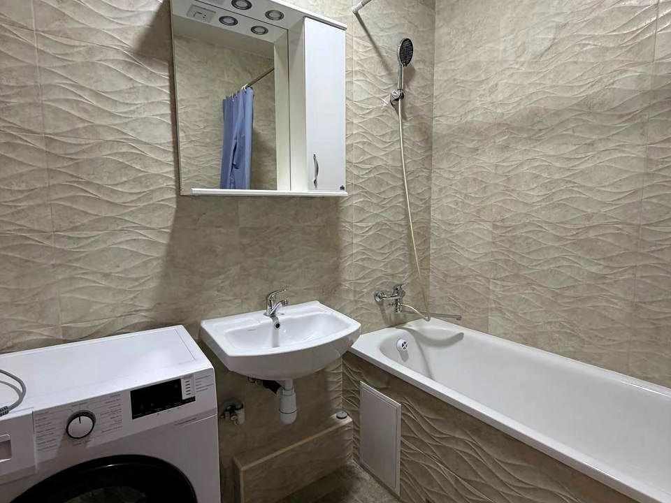 Apartment. Revutskogo st.