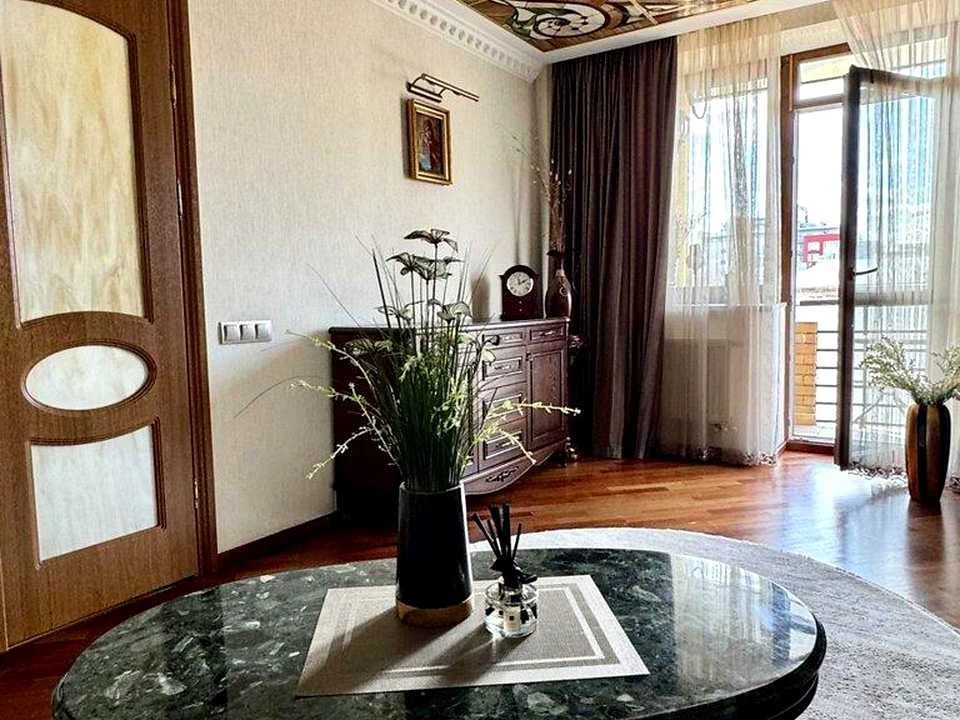 Квартира. Львів, вулиця Квітова