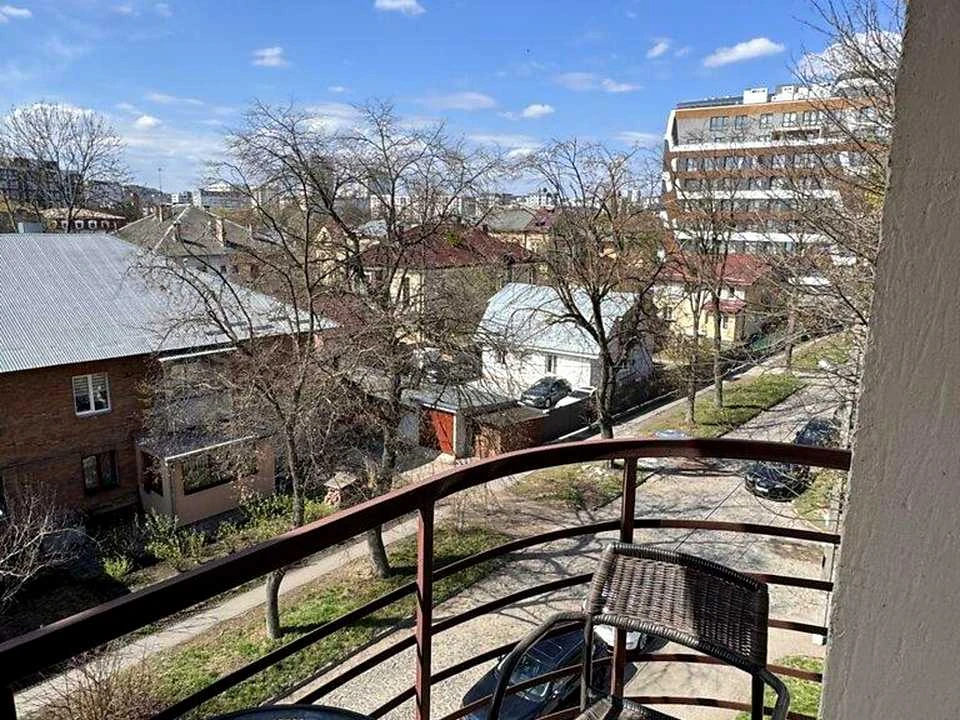 Квартира. Львів, вулиця Квітова