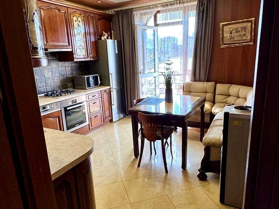 Квартира. Львів, вулиця Квітова